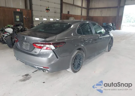 2024 Toyota Camry Se z USA, uszkodzony, nr VIN 4T1G11AK1RU918634